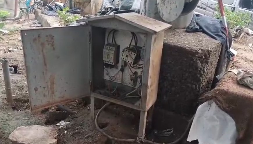 अलवर : हाई मास्ट पोल से बिजली चोरी का खुलासा,अवैध तारों के जरिए बिजली सप्लाई