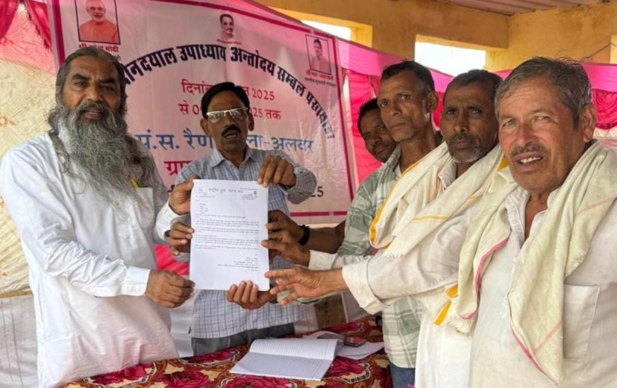 रैणी तहसीलदार को जनहित समस्याओ को लेकर  ज्ञापन सौपा