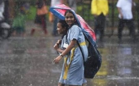 झमाझम बारिश में निचले इलाकों में जलभराव, भीगते हुए स्कूल पहुंचे बच्चे