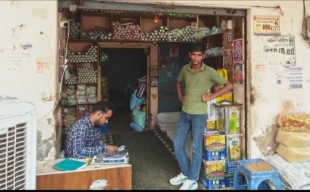 बदमाशों ने पिस्तौल के दम पर व्यापारी के मुनीम से साढ़े तीन लाख रुपए की लूट