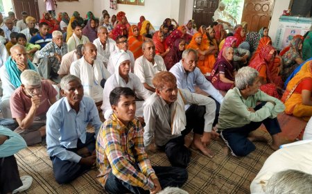 हंस कीर्ति आश्रम में गुरु पूजा पर्व धूमधाम से मनाया गया