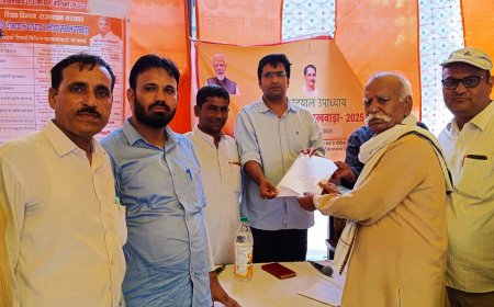 राजस्व रिकार्ड में नाम व हिस्सा शुद्धि होने पर चेहरों पर झलकी खुशी