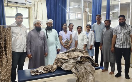 सुन्नी दावते इस्लामी की तरफ से जनाना अस्पताल में 35 पर्दे भेंट किए गए