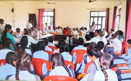 क्यारा में बालिका शिक्षा को बढ़ावा देने के उद्देश्य को लेकर संचालित सार्वजनिक पुस्तकालय का विधायक ने किया उद्घाटन