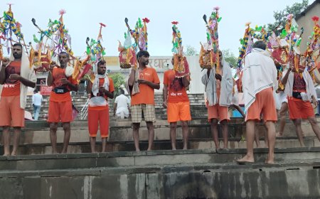 मणकसास ढहर के हीरामल मंदिर के भगत पुष्कर से रवाना  23 को चढ़ेगी कावड़