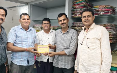 कामधेनु सेना के सैनिकों ने भामाशाहों को जोङकर गौशाला के विकास में किया पांच लाख का सहयोग