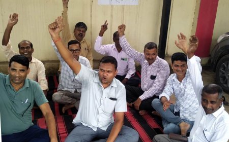 न्यायालयों के सभी न्यायिक कर्मचारी 18 जुलाई से सामूहिक अवकाश पर रहने के कारण आज छटवे दिन भी काम काज थप