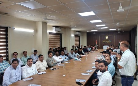 विशेष गहन पुनरीक्षण के लिए मास्टर ट्रेनर्स का आमुखीकरण प्रशिक्षण आयोजित