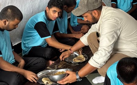 युवा कांग्रेस नेता रवि मेवाड़ा ने अपना जन्मदिन मानसिक विमंदित मूक बघिर विद्यालय मे बच्चो के बीच मनाया