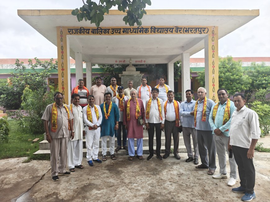 राजस्थान शिक्षक संघ राष्ट्रीय की बैठक संपन्न,वृक्षारोपण एवं नामांकन अभियान में सहयोग करें शिक्षक
