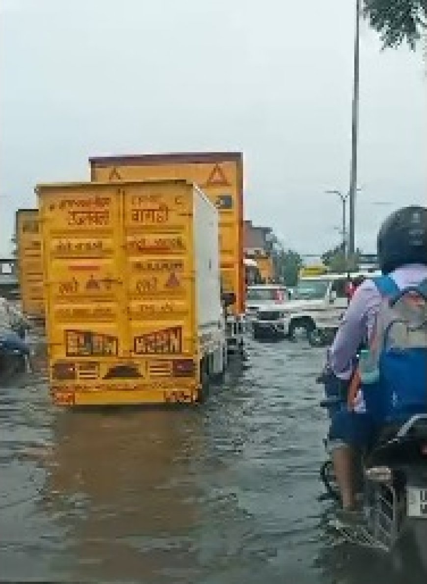 अलवर बाईपास पर बने अवैध रैंप के कारण लगातारजलभराव की गंभीर समस्या बनी