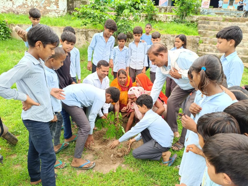 बाल मित्र ग्रामों में पौधरोपण कर लिया पर्यावरण संरक्षण का संकल्प