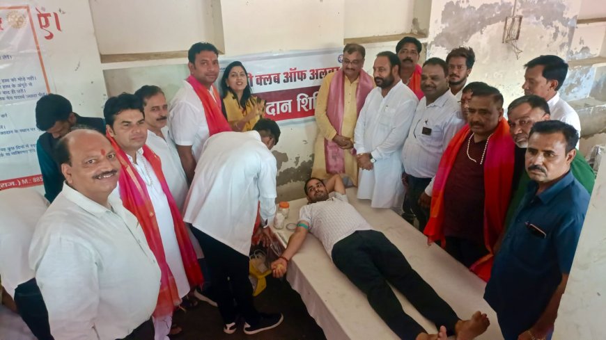 श्रीश्री 108श्रीलालदास जी महाराज के जन्मोत्सव पर चिकित्सा शिविर एवं रक्तदान शिविर का हुआ आयोजन