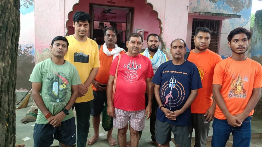 मोटरसाइकिलों से कांवड़ लेने 8 सदस्य दल हुआ रवाना