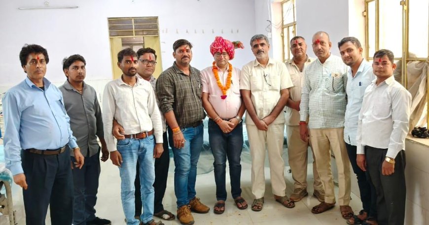 चिकित्सा कर्मियों ने कुलदीप पांडे का किया अभिनंदन