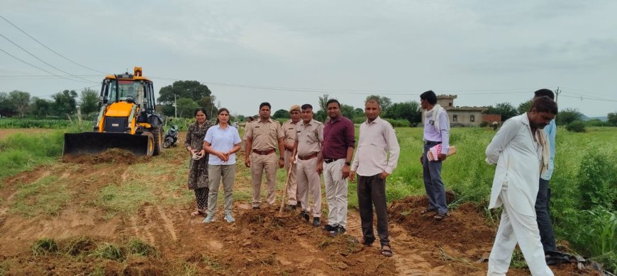 प्रशासन ने 20 साल पुराने रास्ते से हटाया  अतिक्रमण