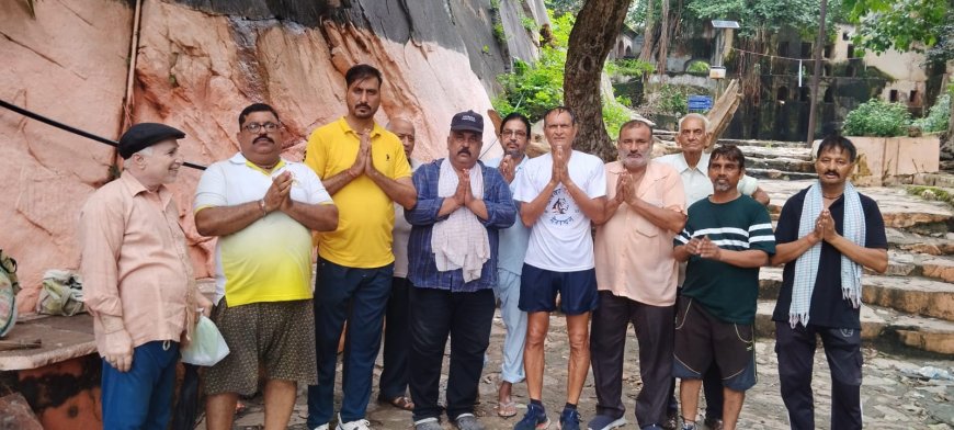 मासूम बच्चों की मौत की जिम्मेदारों को तुरंत निलंबित करें सरकार :- - हिमांशु शर्मा