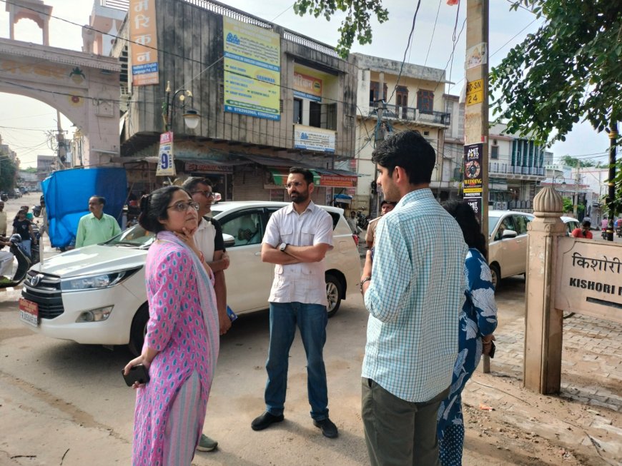 जिला प्रभारी व संभागीय आयुक्त ने किया शहर की सफाई व्यवस्था का निरीक्षण