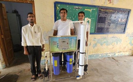 महात्मा गांधी  विद्यालय मे रोटरी कल्ब ऑफ बॉम्बे ने आरओ मशीन की भेंट