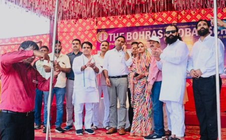 बौहरा ग्लोबल स्कूल महुवा में राज्य स्तरीय छात्रा कबड्डी क्लस्टर का विधायक राजेन्द्र व जिला परिषद सीईओ नरेन्द्र मीणा ने ध्वजारोहण कर किया भव्य शुभारंभ