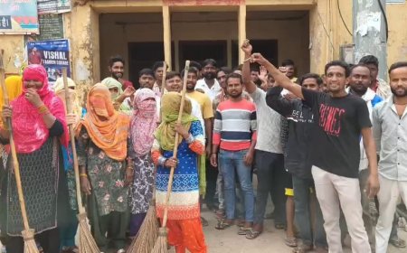 नगर पालिका में सफाई कर्मचारियों का उबाल: वेतन और भ्रष्टाचार के खिलाफ हड़ताल,  सफाई व्यवस्था ठप्प