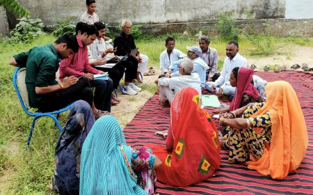 वरिष्ठ नागरिक तीर्थ यात्रियों का किया पंजीयन