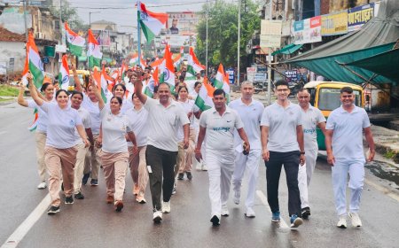 हर घर तिरंगा अभियान: भरतपुर पुलिस जवानों के स्वर से गूंजा यह नारा - विजयी विश्व तिरंगा प्यारा, झंडा ऊंचा रहे हमारा