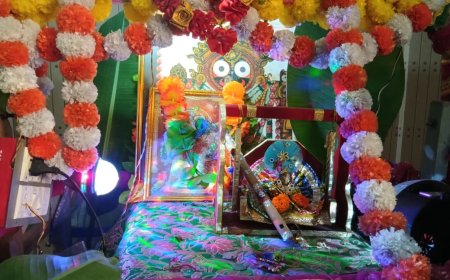 महाराजाधिराज केसवराय जी मंदिर में मटकी फोड़  का कार्यक्रम हुआ आयोजित