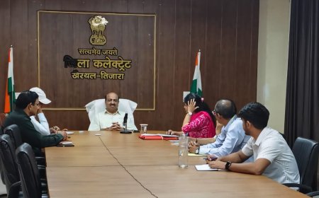 बीमा क्लेम करने की प्रक्रिया को जन-जन तक पहुंचाएं-जिला कलेक्टर