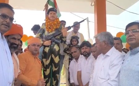 बीएसएफ के शहीद जवान नवीन जांगिड़ की स्मारक का तिजारा विधायक महंत बालक नाथ योगी ने किया  अनावरण