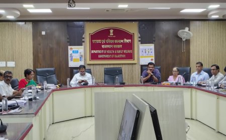 दिव्यांगता प्रमाण-पत्र के आवेदन ऑनलाइन प्रोसेस करने के निर्देश: चिकित्सा एवं स्वास्थ्य सेवाओं की समीक्षा बैठक आयोजित