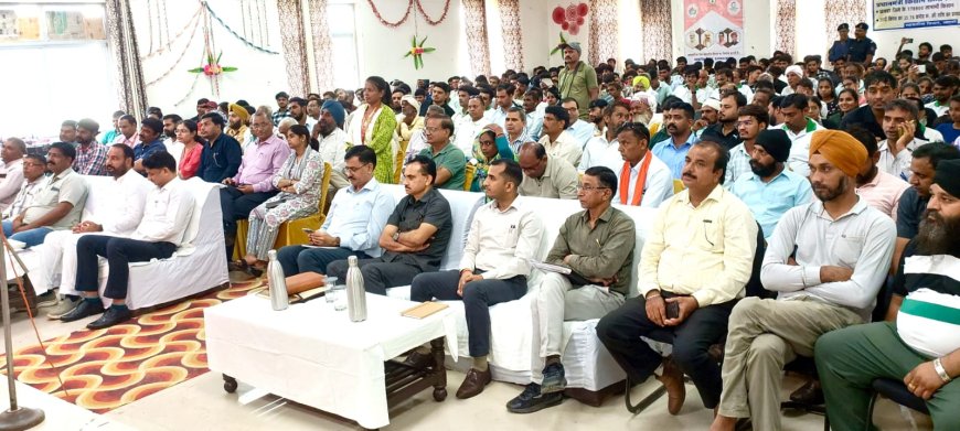 कृषि विज्ञान केंद्र नौगांवा पर किसान सम्मान समारोह के उत्सव का आयोजन