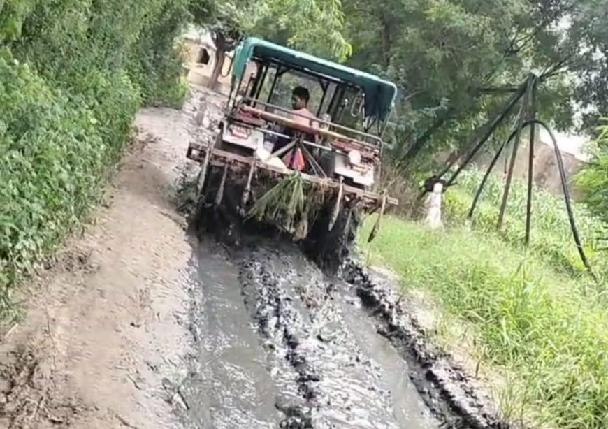 गांव में नहीं है पक्की सड़क रिश्ता करने से कतराते हैं लोग