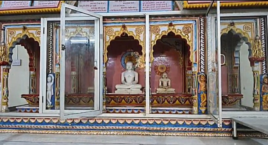 दिगंबर जैन मंदिर में चौकीदार को बंद कर ले उड़े करीब 12लाख के सोने चांदी अष्टधातु निर्मित सिंहासन,छत्र सहित अन्य सामान