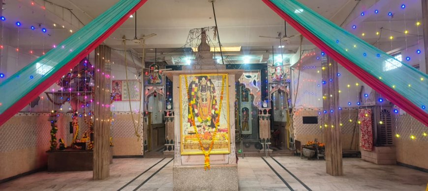 गोविंदगढ़ में जन्माष्टमी की धूमः शोभायात्रा में निकलीं मनमोहक झांकियां, मंदिरों में विशेष सजावट, माखन मटकी के कार्यक्रम