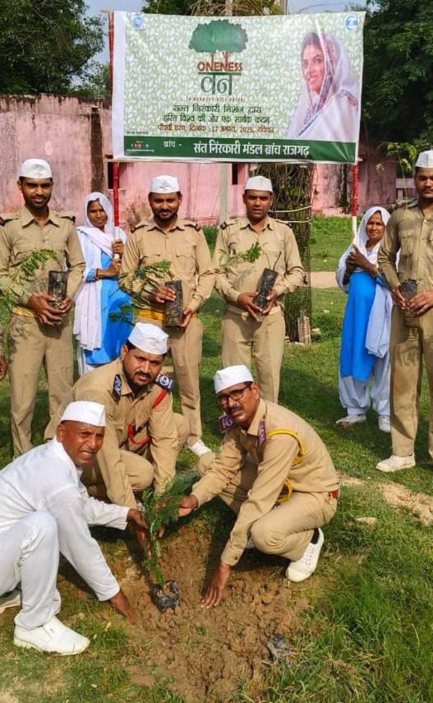 निरंकारी मिशन का वननेस वन  हरियाली संग सेवा समर्पण की अभिव्यक्ति