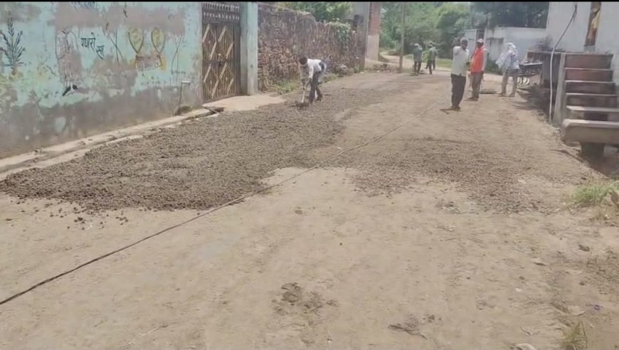 सार्वजनिक निर्माण विभाग के अधिकारियों के कृपा पात्र संवेदक कर रहे बल्ले बल्ले: अधिकारियों ने बताया तखमीना के मापदंड को ठैगा