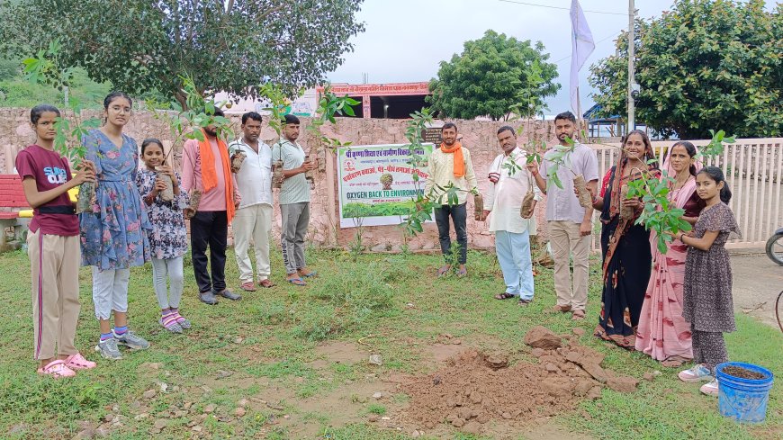 एक पेड़ मां के नाम पौधारोपण का आयोजन