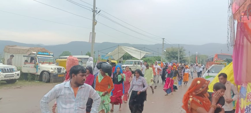 पांडुपोल मेला:हनुमान जी से सद्बुद्धिऔर भर्तहरी बाबा से सुख समृद्धि की कामना के लिए मेले में पहुंचे श्रद्धालु