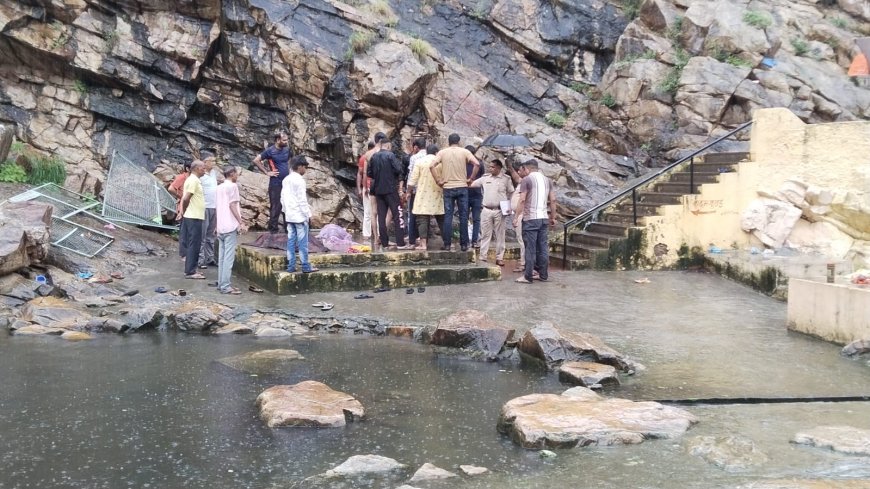 सेल्फी लेना पड़ा भारी: छापोली के कदम कुंड में डूबने से जीजा साली की हुई मौत
