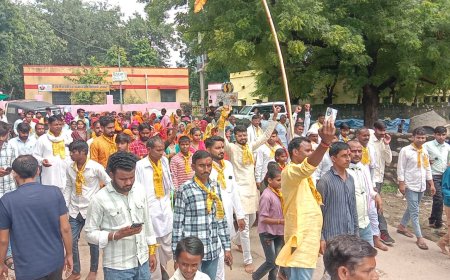 सकट के बांके बिहारी मंदिर से सांवलियाजी धाम के लिए रवाना हुई निशान पदयात्रा