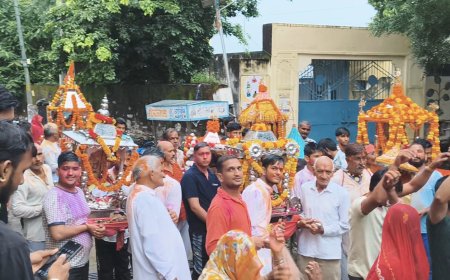 गुरलां में जलझूलनी एकादशी पर निकले देव विमानः भजनो पर श्रद्धालु नाचे, जगह-जगह हुई पुष्पवर्षा रणजीत सागर में किया जल विहार