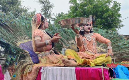 शोभा यात्रा निकाल किया विशाल भंडारे का आयोजन