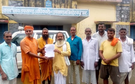 संत समाज एवं सनातनी संगठन ने कठूमर उपखंड अधिकारी को सौंपा ज्ञापन