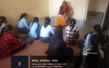 जाजम बैठक में महिलाओं को दी विभिन्न योजनाओं की जानकारी,  ग्राम साथिन रुचि रानी के द्वारा लैंगिक संवेदनशीलता के बारे में बताया