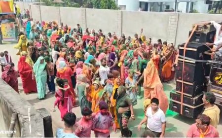 कृष्ण गोपाल मण्डल द्वारा मनाया गया गणेश विर्सजन महोत्सव