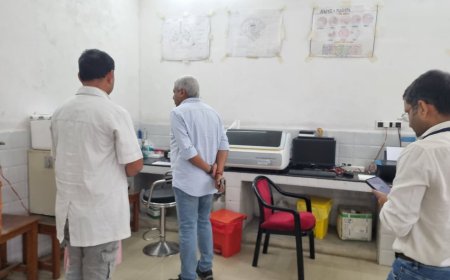 जिला प्रभारी सचिव ने किया राजकीय सेटेलाईट अस्पताल खैरथल का निरीक्षण, दिए सुधार के निर्देश