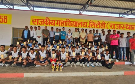 मेर मंडवाड़ा होकी में जिला चैम्पियन बना :अरविन्द पवेलियन में हुआ समापन समारोह