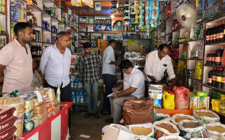 खाद्य सुरक्षा अभियान के तहत तिजारा में की गई सैंपलिंग और जब्ती कार्रवाई