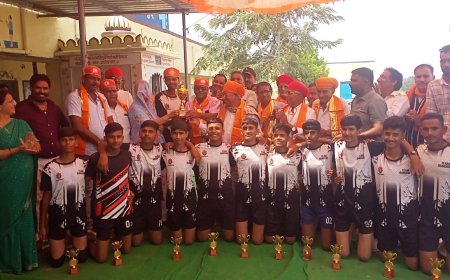 जिलास्तरीय वॉलीबॉल प्रतियोगिता में रुण्डेडा ने नवानिया को हरा जीता खिताब